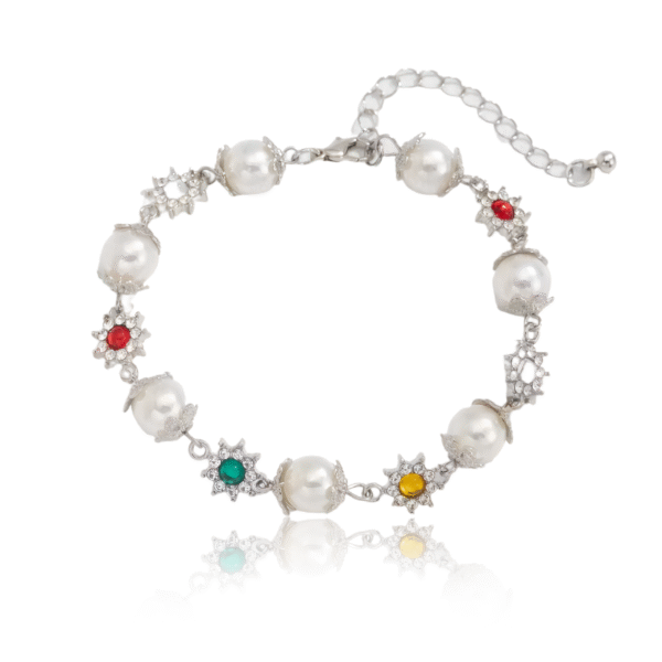 Silver bracelet with luminous pearls and colorful flower charms in red, green, and yellow, symbolizing elegance and positivity.
