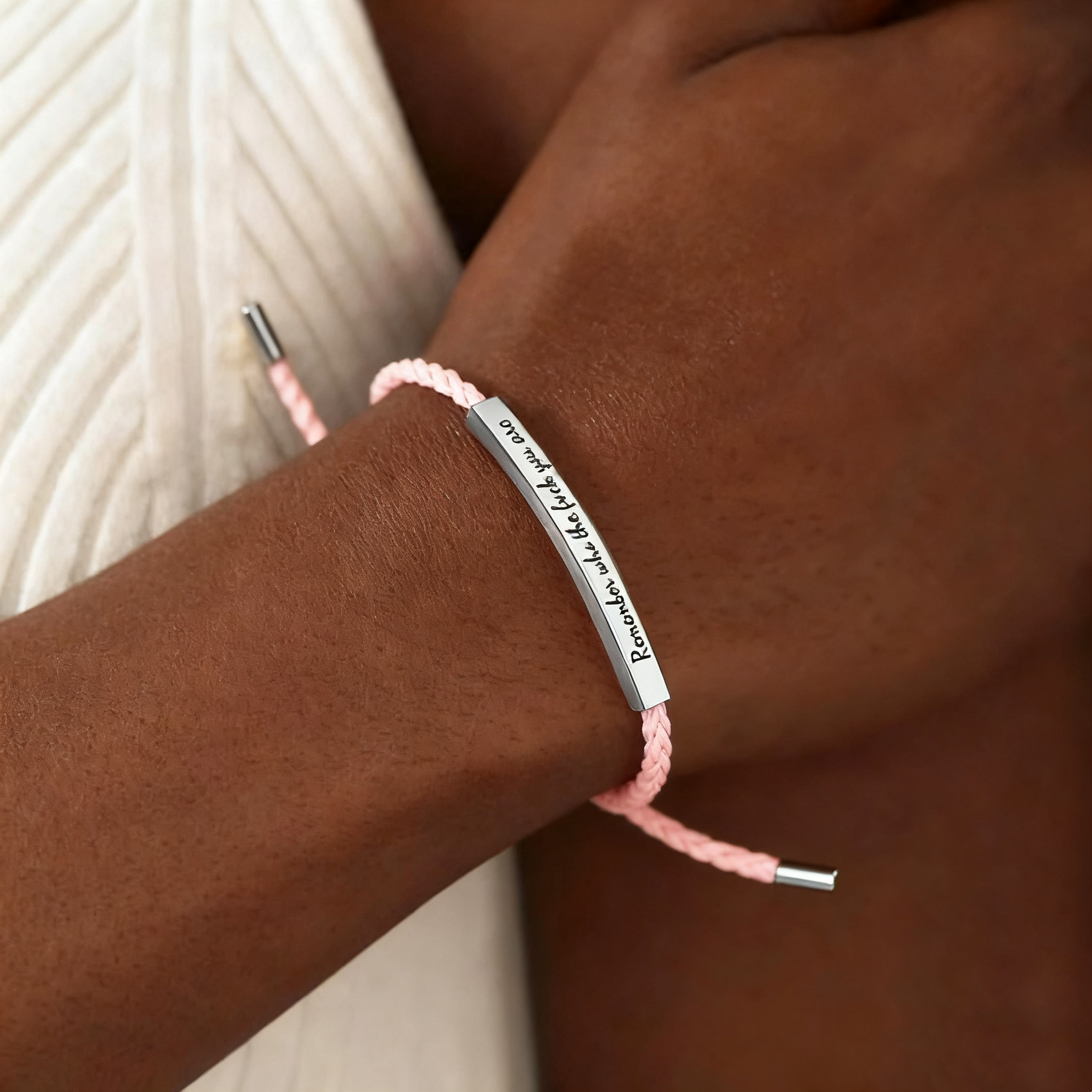 Motivational Bracelet——Remember Who The F You Are -model Motivational Bracelet——Remember Who The F You Are -model